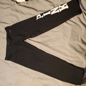 Pink by VS Ultimate leggings Size small